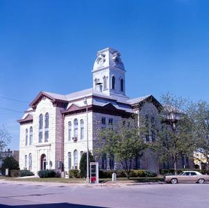 Primary view of object titled '[Lampasas County Courthouse in Lampasas, TX]'.