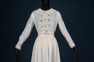 Primary view of object titled 'Cotton blouse'.