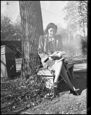 Primary view of object titled '[Murrell Nelson, Reading]'.