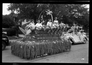 Primary view of object titled '[Maifest Parade Float]'.