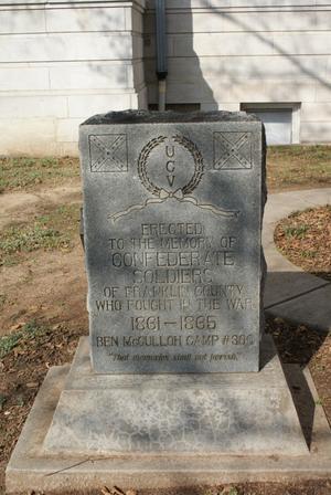 Primary view of object titled '[Memorial to Confederate Soldiers]'.