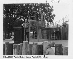 Primary view of object titled '[City Manager Dan Davidson at Zilker Park]'.