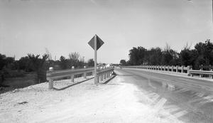 Primary view of object titled '[Construction on U.S. Highway 81]'.