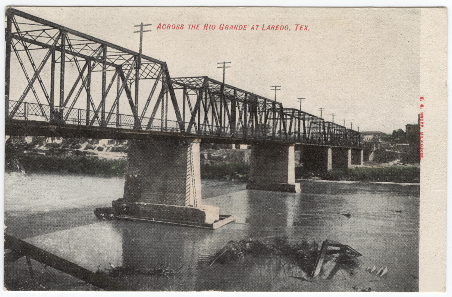 [International Bridge across the Rio Grande]
                                                
                                                    [Sequence #]: 1 of 2
                                                