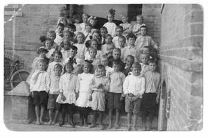 Primary view of object titled 'First Grade, Taylor School'.