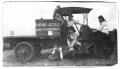 Photograph: [Lone Star Gas Co Truck]