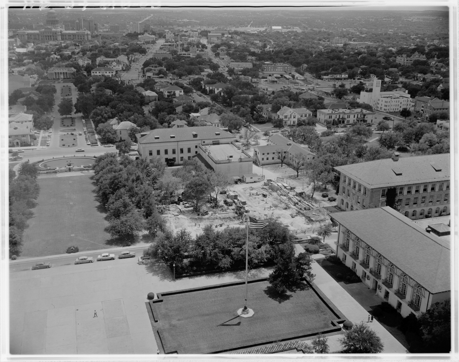 [An aerial view of construction at the University of Texas]
                                                
                                                    [Sequence #]: 1 of 1
                                                
