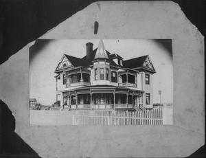 Primary view of object titled '[T.B. Wessendorff Residence, Richmond, Texas, 1901.]'.