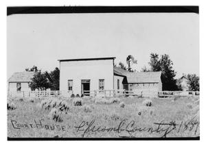 Primary view of object titled 'First Courthouse in Lipscomb'.