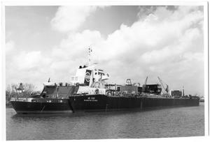 Primary view of object titled '[Integrated Tug and Barge (ITB) Carole G. Ingram and IOS 3302]'.