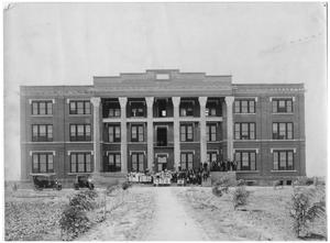 Primary view of object titled 'Wayland Baptist College in Plainview, Texas'.