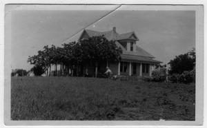 Primary view of object titled '[Unidentified Farmhouse]'.