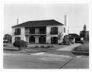 Primary view of object titled '[Thomas Road house]'.