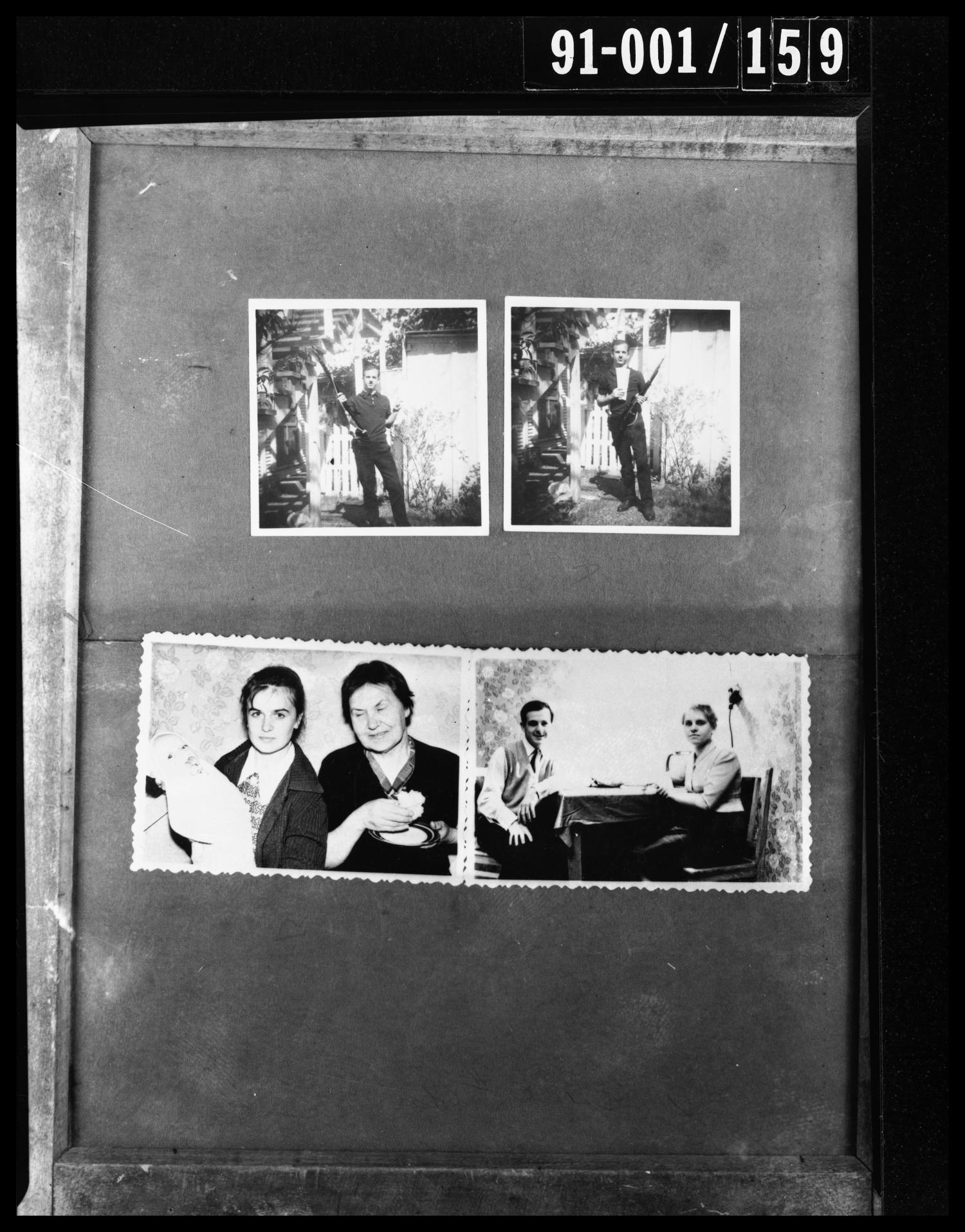 Evidence: Family Portraits and Oswald with Rifle
                                                
                                                    [Sequence #]: 1 of 1
                                                