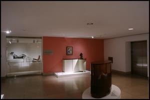 Primary view of object titled 'Art Deco and Streamlined Modern Design, 1920-1950 [Photograph DMA_1621-04]'.