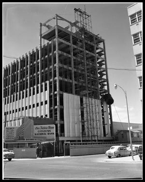 Primary view of object titled 'Citizens National Bank Being Built'.