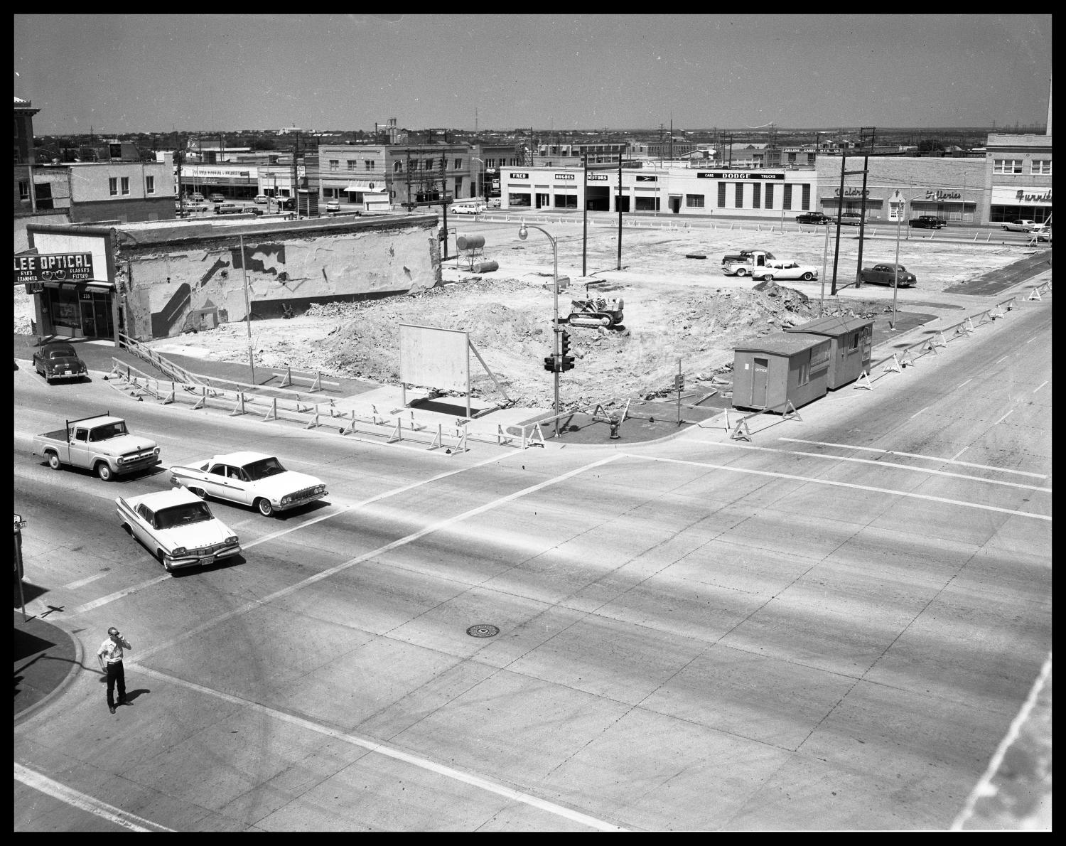 One City Center Mall Construction
                                                
                                                    [Sequence #]: 1 of 1
                                                