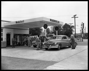 Primary view of object titled 'Magnolia Mobilgas Service Station'.