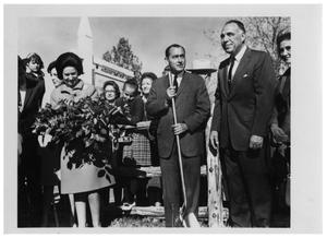 Primary view of object titled '[Lady Bird Johnson and Henry Gonzalez]'.