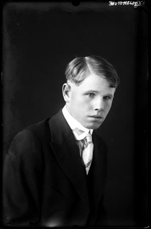 Primary view of object titled '[Portrait of a Man]'.