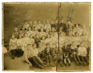 Primary view of object titled '[Elementary School Students]'.