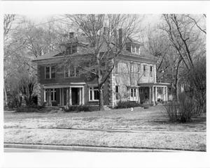 Primary view of object titled '[638 S. Magnolia - Silliman House]'.
