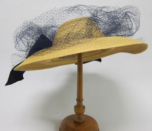 Primary view of object titled 'Picture Hat'.