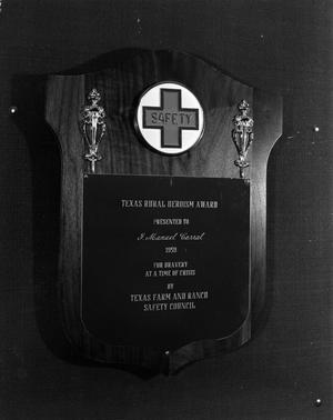 Primary view of object titled '[Texas Rural Heroism Award]'.