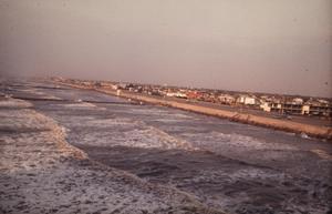 Primary view of object titled '[Galveston coast, 2]'.