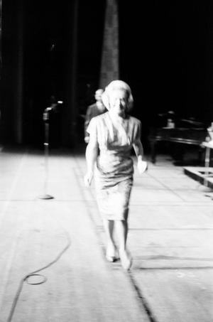 Primary view of object titled '[Alice Faye exiting stage to applause, 2]'.