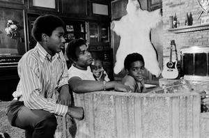 Primary view of object titled '[Charley Pride with his children, 3]'.