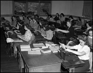 Primary view of object titled '[Typing Class, 1942]'.