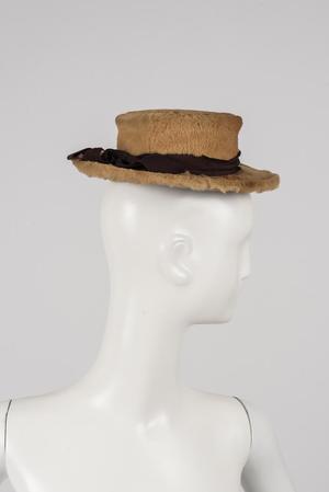Primary view of object titled 'Fur hat'.