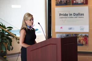 Primary view of object titled '[Sue Parks speaks at Pride in Dallas exhibit, 2]'.