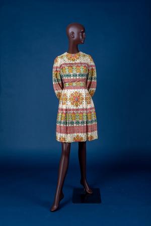 Primary view of object titled 'Dress ensemble'.