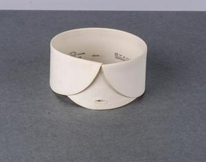 Primary view of object titled 'Detachable collar'.