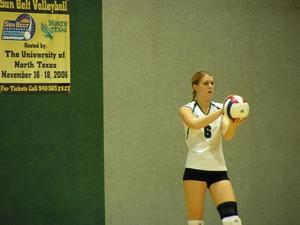 Primary view of object titled '[Katy Prokof prepares to serve at 2006 Sun Belt Conference, 1]'.