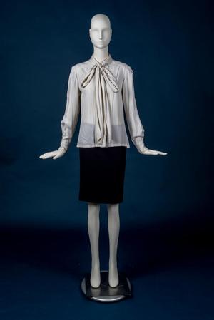 Primary view of object titled 'Blouse'.