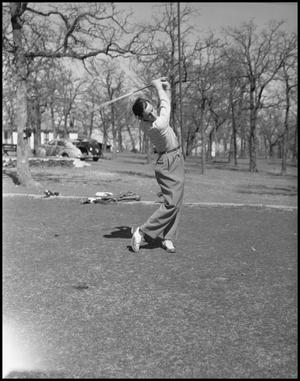 Primary view of object titled '[Student Golfer]'.