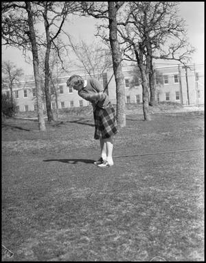 Primary view of object titled '[Female Golfer]'.
