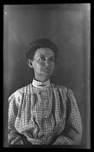 Primary view of object titled '[Portrait of Mary Alice Williams, 1898]'.