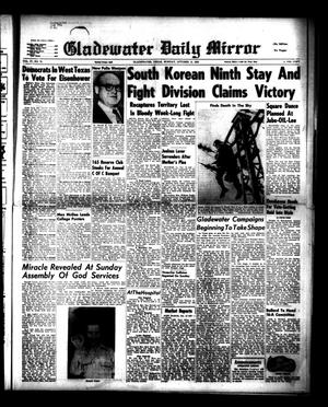 Primary view of object titled 'Gladewater Daily Mirror (Gladewater, Tex.), Vol. 4, No. 73, Ed. 1 Monday, October 13, 1952'.