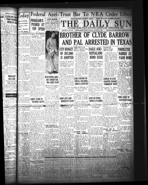 The Daily Sun (Goose Creek, Tex.), Vol. 15, No. 69, Ed. 1 Tuesday, August 22, 1933