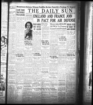 The Daily Sun (Goose Creek, Tex.), Vol. 16, No. 206, Ed. 1 Monday, February 4, 1935