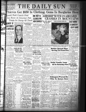 The Daily Sun (Goose Creek, Tex.), Vol. 19, No. 102, Ed. 1 Monday, October 18, 1937