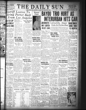 The Daily Sun (Goose Creek, Tex.), Vol. 19, No. 143, Ed. 1 Monday, December 6, 1937