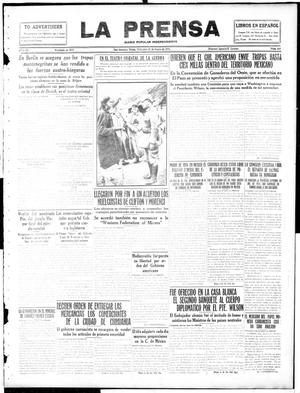 Primary view of object titled 'La Prensa (San Antonio, Tex.), Vol. 3, No. 443, Ed. 1 Wednesday, January 26, 1916'.