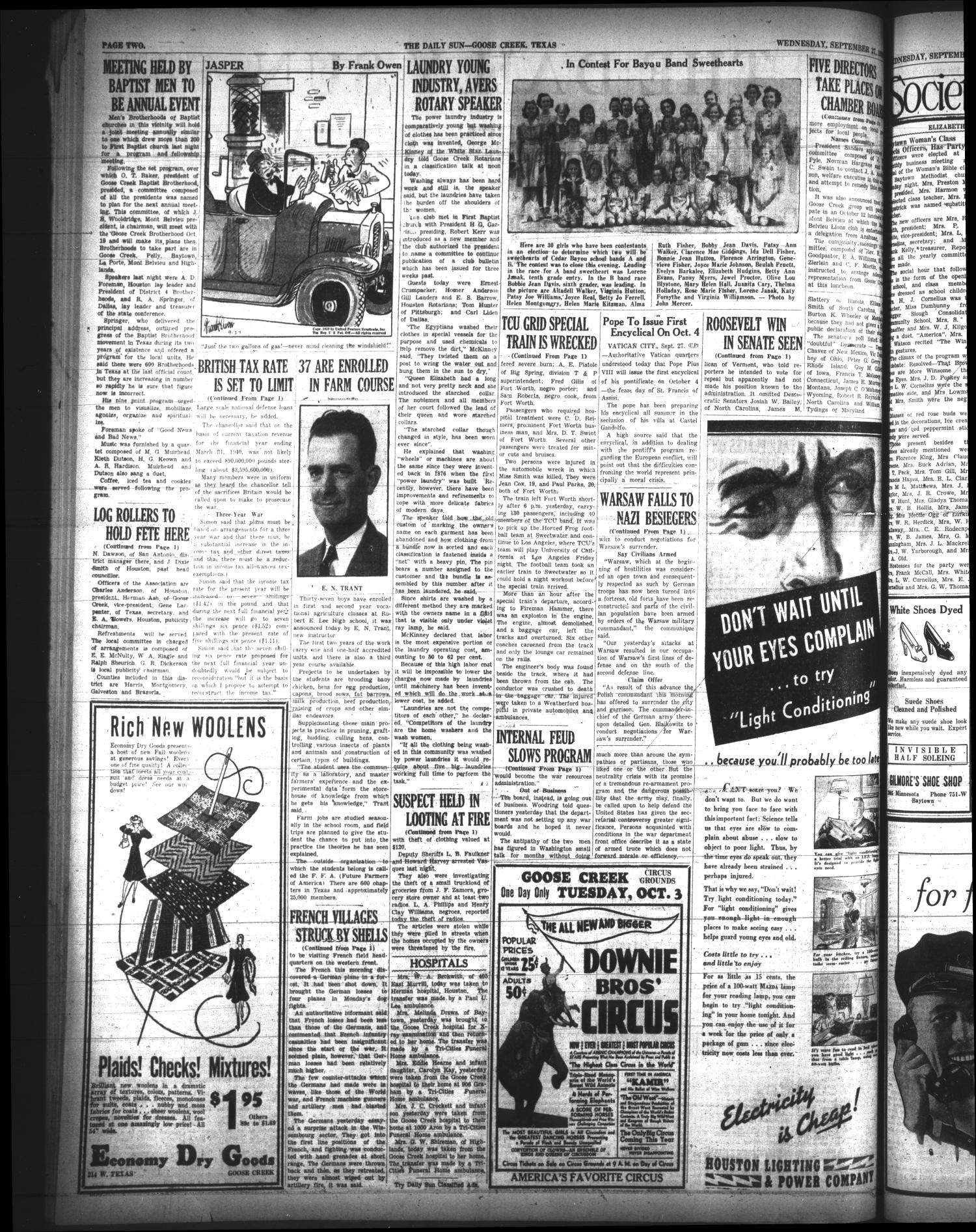 The Daily Sun (Goose Creek, Tex.), Vol. 21, No. 80, Ed. 1 Wednesday, September 27, 1939
                                                
                                                    [Sequence #]: 2 of 6
                                                