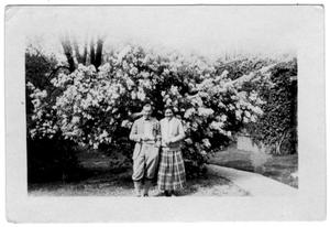 Primary view of object titled '[William S. Blackshear and Miss Guthery in Virginia]'.