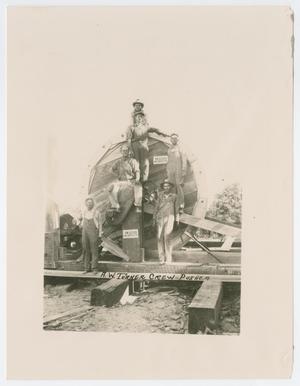 [Photograph of a Crew Pusher]